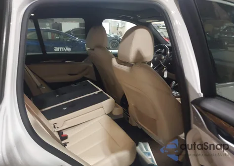 2019 BMW X3 xDrive30I z USA, uszkodzony, nr VIN 5UXTR9C57KLP97328